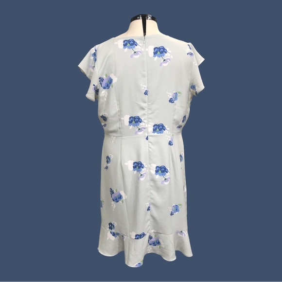 LOFT floral dress - Picture 7 of 16